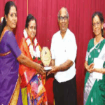 சோலைக்குயில் அவைக்காற்றுக் களத்தின் மகளிர் தின ஒன்றுகூடலில்மூன்று பெண்கள் ”விழிசைச்சிவம் நல்ல பெண்மணி விருது பெற்றனர்.