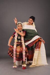 13.Thiviya